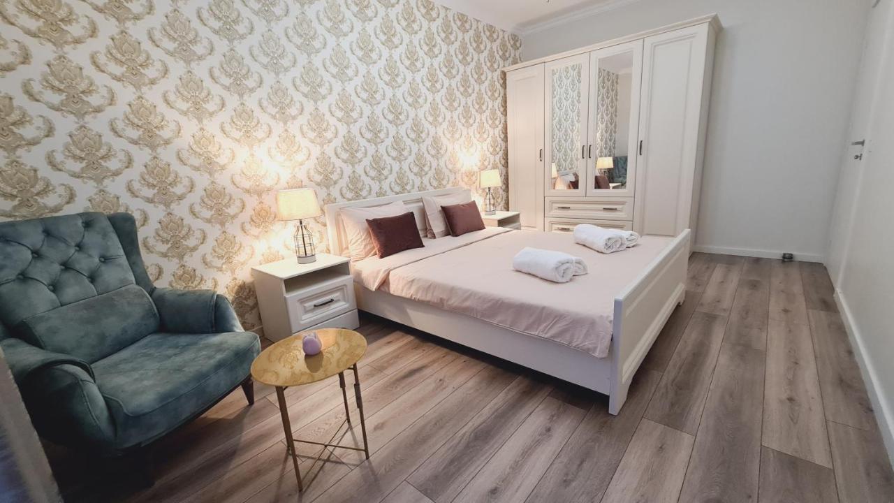 Апартаменты 5* Luxury Near Avram Iancu Sq New. Private Parking Клуж-Напока Экстерьер фото