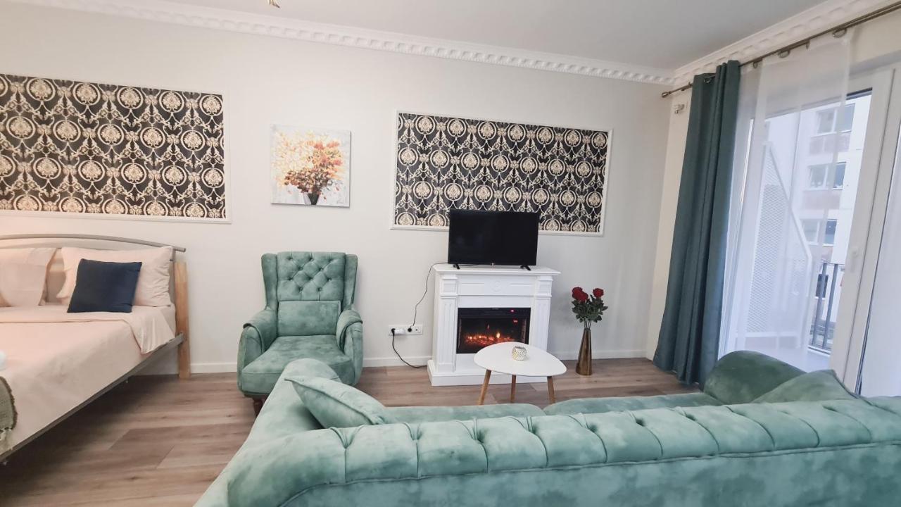 Апартаменты 5* Luxury Near Avram Iancu Sq New. Private Parking Клуж-Напока Экстерьер фото
