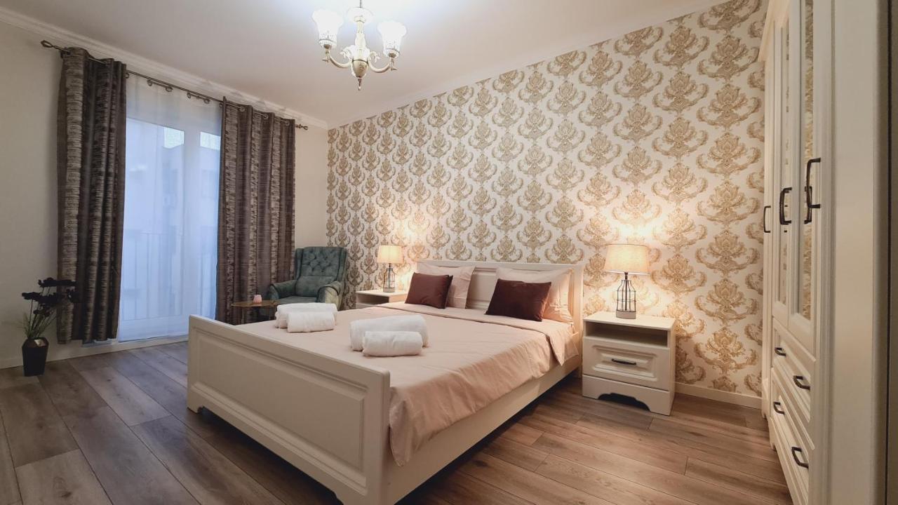 Апартаменты 5* Luxury Near Avram Iancu Sq New. Private Parking Клуж-Напока Экстерьер фото